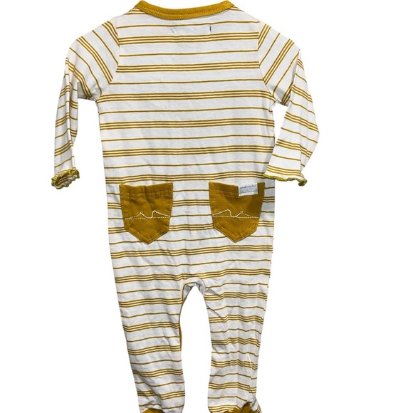 7 For All Mankind White and Yellow Striped Footie - Picture 3 of 6